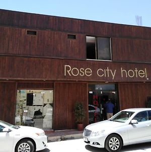 Rose City Wadi Musa Exterior photo
