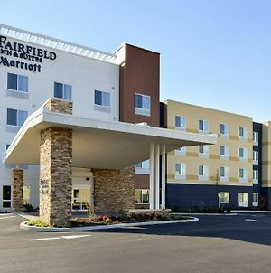 Fairfield Inn & Suites Martinsburg Exterior photo