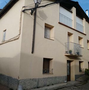 Villa Casa Cal Galceran à Alás Exterior photo