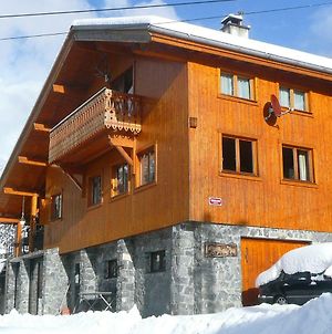 Bed and Breakfast Chalet Vaclav à Sixt Exterior photo