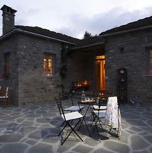 Villa Papigo Stonehouse Exterior photo