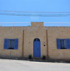 Villa Simar à Qala Exterior photo