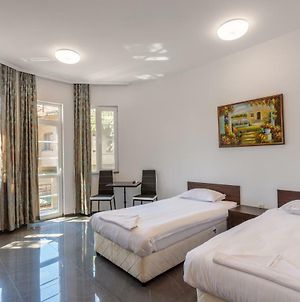 SeaSide Guest Rooms Burgas Exterior photo