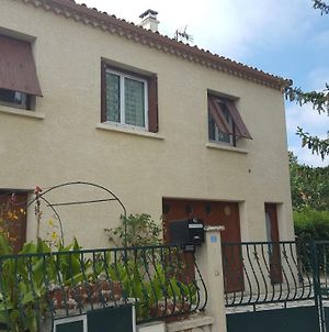 Villa Maison de 2 à 6 personnes au bord de l'Hérault à Agde Exterior photo
