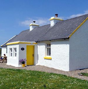 Yellow Cottage, Doolin Knockfin Cross Roads Exterior photo