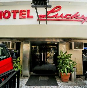 Lucky Hotel Bandra Bombay Exterior photo