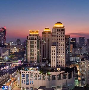 The Berkeley Hotel Pratunam - Sha Extra Plus Bangkok Exterior photo