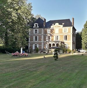 Villa Château de la Bucaille - entier à Aincourt Exterior photo