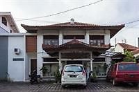 Hôtel Reddoorz @ Tuban Kuta à Kuta Lombok Exterior photo