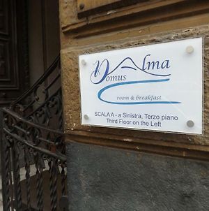 Bed and Breakfast Domus Alma à Naples Exterior photo