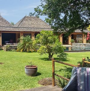 Luxury Villa In Mauritius Tamarina Golf Resort W/ Sunny Terrace, Priva Exterior photo