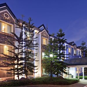 Microtel By Wyndham Baguio Baguio City Exterior photo