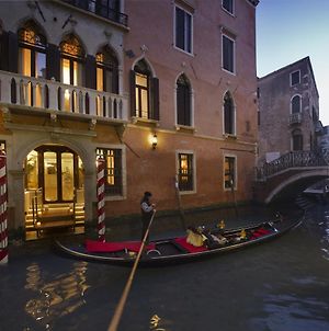 Hotel Ai Reali - Small Luxury Hotels Of The World Venise Exterior photo