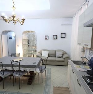 Appartement Yasmin Casavacanze à Naples Exterior photo