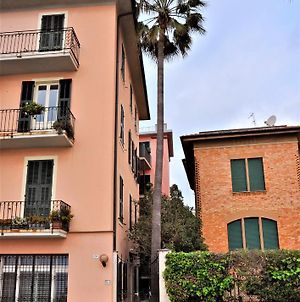 Appartement La Palma Vacanze In Riva Al Mare à Diano Marina Exterior photo