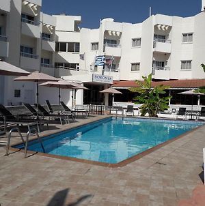 Boronia Hotel Apartments Larnaca Exterior photo