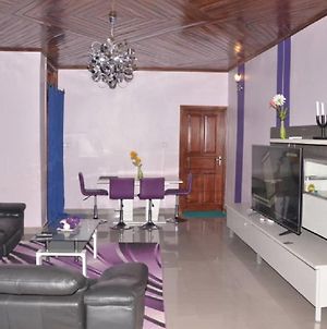 Appartement Appart meublés Yaoundé Exterior photo