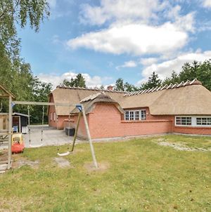 Stunning Home In Vggerlse With 6 Bedrooms, Sauna And Wifi Bøtø By Exterior photo