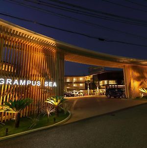Hôtel Grampus Sea à Shirahama Exterior photo