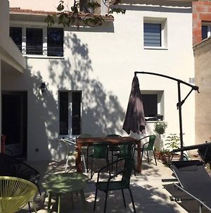 Maison trois chambres, près remparts, jardin, piscine Avignon Exterior photo