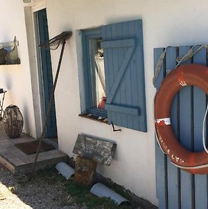 Hôtel Cabanon de pêcheur en bord de lagune à Sète Exterior photo