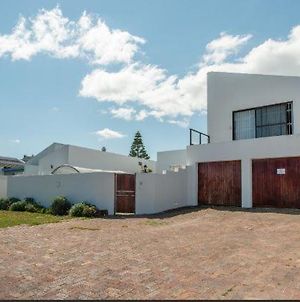 Safe, Accessible Venue Near Muizenberg For Accommodation And Events Le Cap Exterior photo