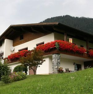 Appartement Haus Simone - Tschofen Waltraud à Sankt Gallenkirch Exterior photo