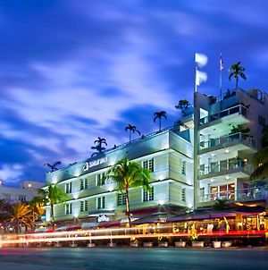 Hôtel Bentley à Miami Beach Exterior photo