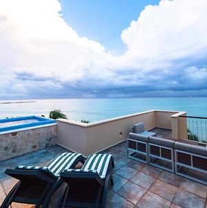Appartement Penthouse Reef 401 - Beautiful Beachfront Ocean View - At El Faro à Playa del Carmen Exterior photo