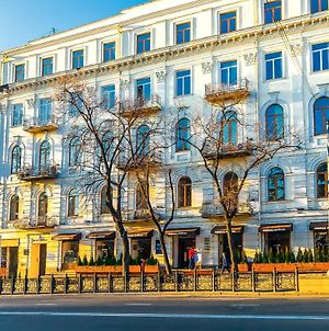 Rustaveli Hotel Tbilissi Exterior photo