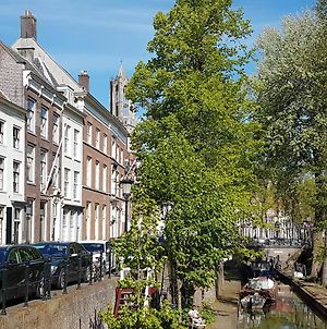 Large Historical Apartment & Canal Terrace Utrecht Exterior photo