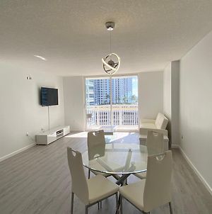 Appartement Chic And Modern, Brickell / Miami + Free Parking Exterior photo
