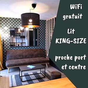 Appartement Superbe studio entre le port et le centre ville - LIT KING-SIZE, WiFi&NETFLIX gratuit à Saint-Brieuc Exterior photo