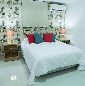 Malecon Premium Rooms & Hotel Saint-Domingue Exterior photo