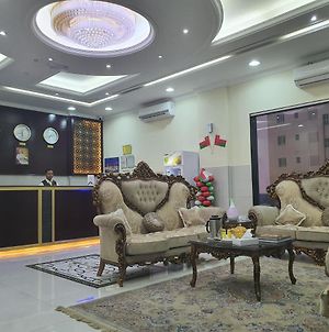 Al Dhiyafa Palace Hotel Apartments Mascate Exterior photo