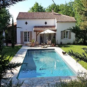 Stunning Villa With Private Swimming Pool And Large Garden Montaigu-de-Quercy Exterior photo