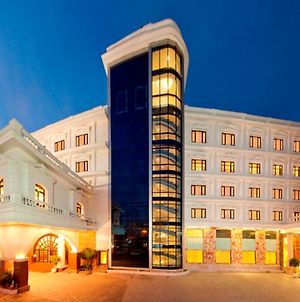 Anandha Inn Convention Center And Suites Pondichéry Exterior photo