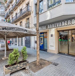 Hostal Abrevadero Barcelone Exterior photo