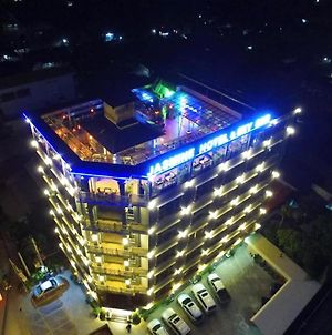 Jasmine Hotel & Sky Bar Battambang Exterior photo