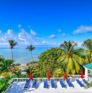 Viking Hill Oceanfront Hostel & Resort Nassau Exterior photo