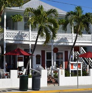Speakeasy Inn & Rum Bar Key West Exterior photo