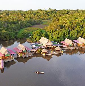 Amazon Oasis Floating Lodge Iquitos Exterior photo