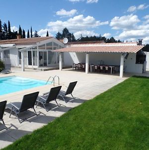 Villa de 6 chambres avec piscine privee sauna et jardin clos a Meynes Exterior photo