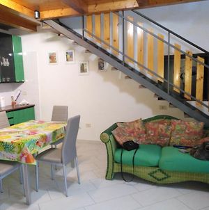 2 Bedrooms House With Furnished Terrace And Wifi At Pompei 8 Km Away From The Beach Exterior photo