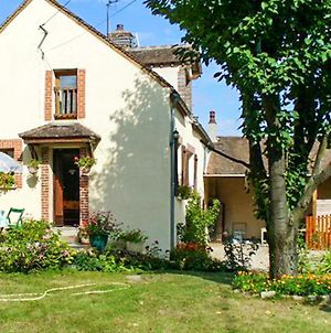 Maison de 2 chambres avec jardin clos et wifi a Villeuneuve sur Yonne Beaujard Exterior photo