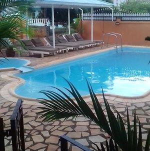 Studio At Pointe Aux Piments 200 M Away From The Beach With Shared Pool Balcony And Wifi Exterior photo