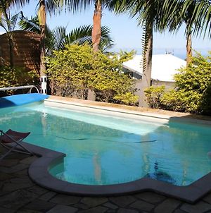 Villa de 2 chambres avec vue sur la mer piscine privee et jardin clos a Le Tampon Exterior photo