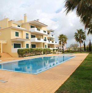 2 Bedrooms Appartement With Shared Pool Enclosed Garden And Wifi At Albufeira 5 Km Away From The Beach Exterior photo