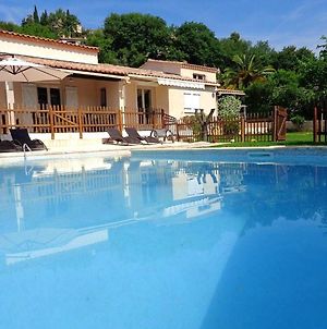 Villa de 4 chambres avec piscine privee terrasse amenagee et wifi a La Gaude a 8 km de la plage Exterior photo