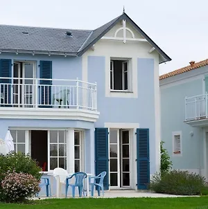 Madame Vacances Residence Les Fontenelles LʼAiguillon-sur-Vie Exterior photo